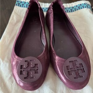 Tory Burch metallic ballet flats.